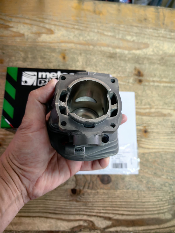 CILINDAR I KLIP HUSQVARNA 357  Fi=46mm  METEOR