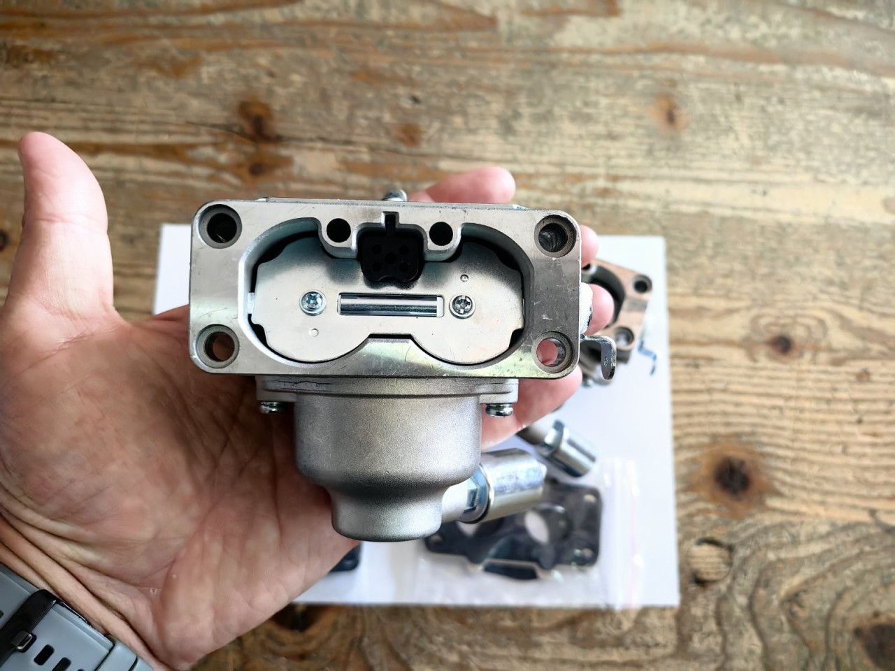 KARBURATOR BRIGGS & STRATTON V-TWIN 791230 799230 699709 499804