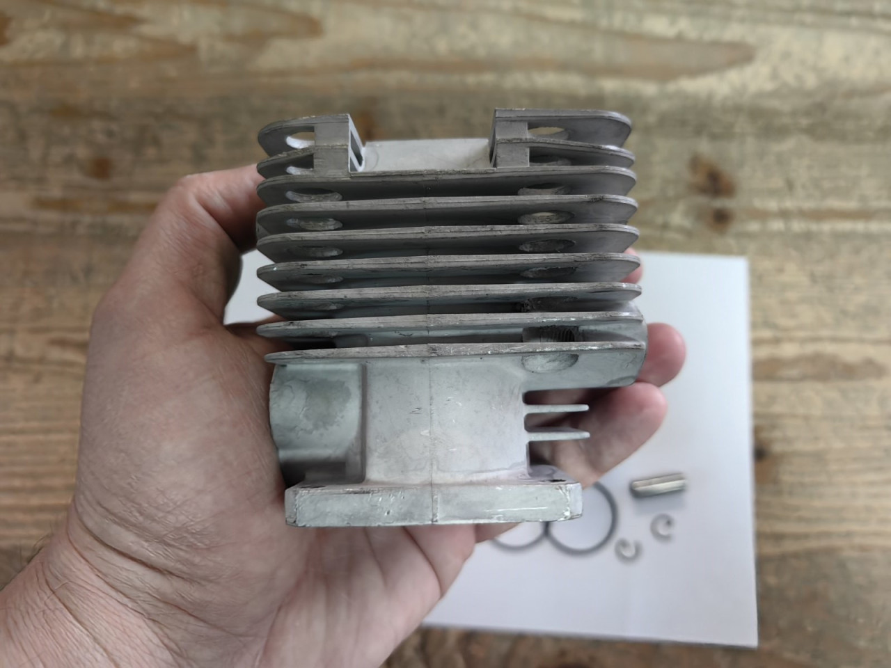 CILINDAR KLIP I KARIKE STIHL FS 200 250 300 350 D=38 mm x 10 mm