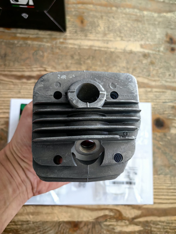 CILINDAR KLIP KARIKE STIHL 066 MS 660 fi 54 mm