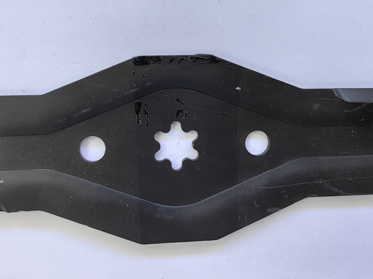 NOZ ZA TRAKTORSKU KOSILICU HUSQVARNA PARTNER 464 mm 46,4 cm