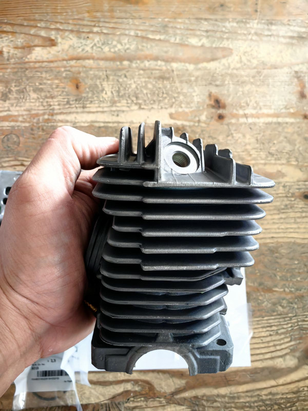 CILINDAR KLIP KARIKE STIHL 039 MS 390 fi 49 mm