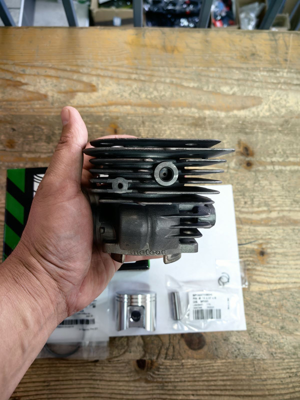 CILINDAR I KLIP HUSQVARNA 385 390 JONSERED 2186 Fi=55mm METEOR