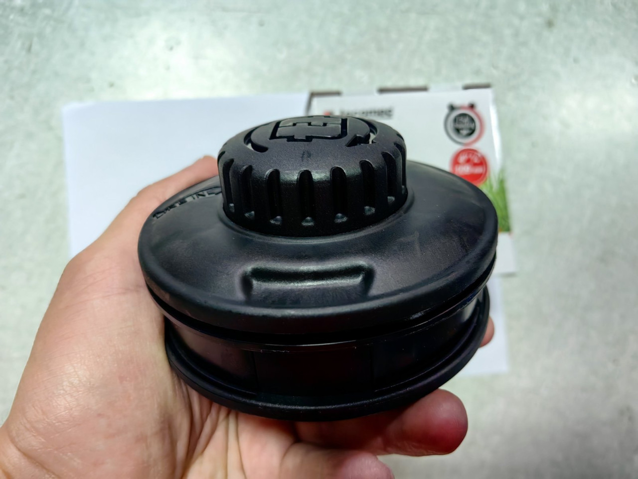GLAVA ZA TRIMER UNIVERZALNA D-109 mm EASY WORK BEZ ADAPTERA