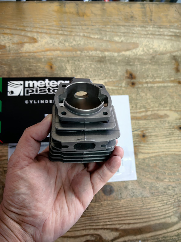CILINDAR I KLIP HUSQVARNA 55 51  D=46mm  METEOR