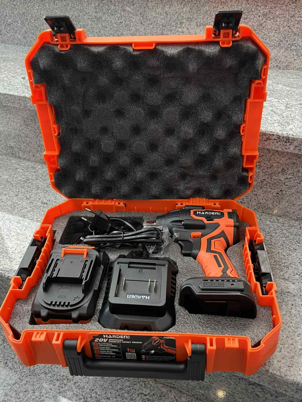20V AKU odvijač + baterija + punjač! HARDEN 758452