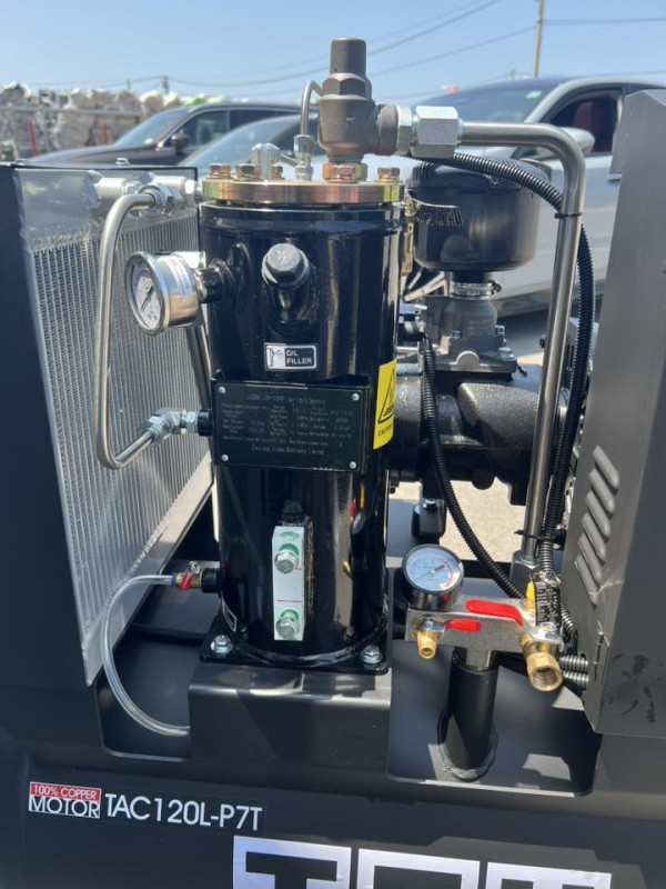 TEH vijčani bešumni kompresor zraka 120L boca 7.5kW motor