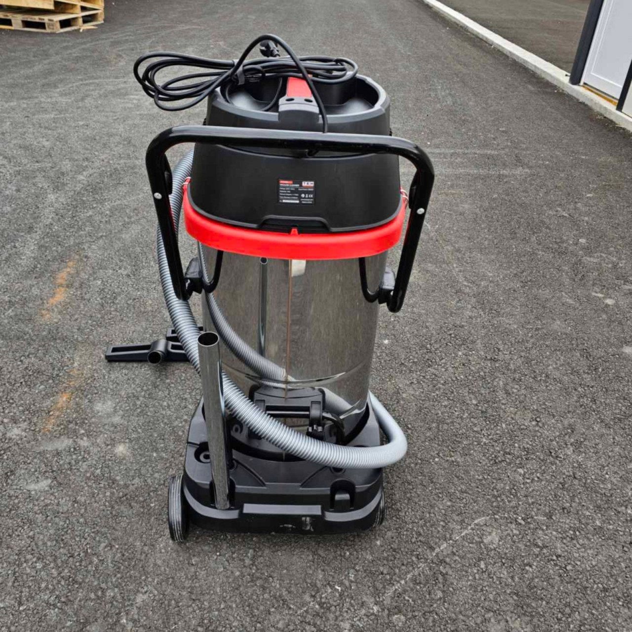 TEH vakuumski usisivač 100 litara 3000 W