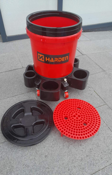 Pomoćna posuda i stolica za auto lakiranje HARDEN