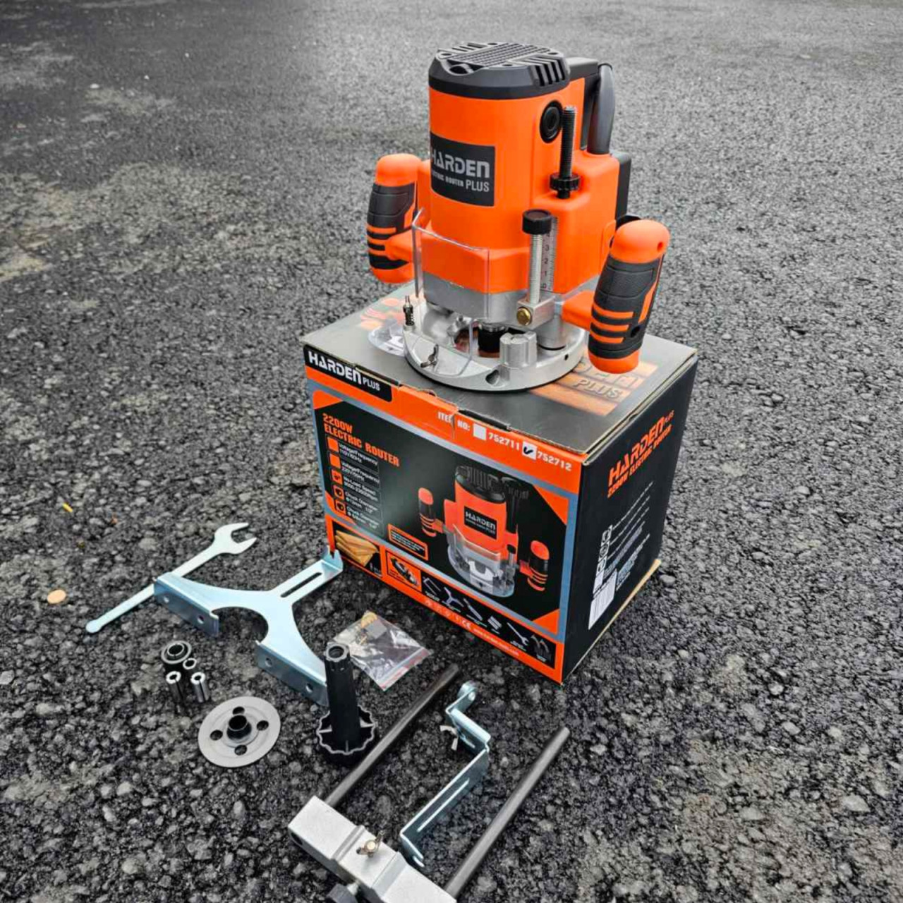 Univerzalni dvoručni frezer HARDEN - 2200 W