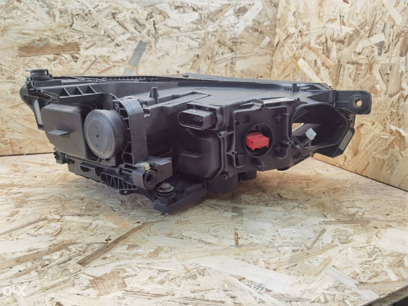 Far Passat 8 full led 3G1941081G
