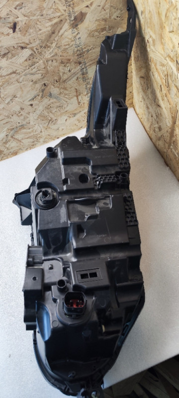 Far Range Rover Velar led laser J8A2-13W030-HF 89910515
