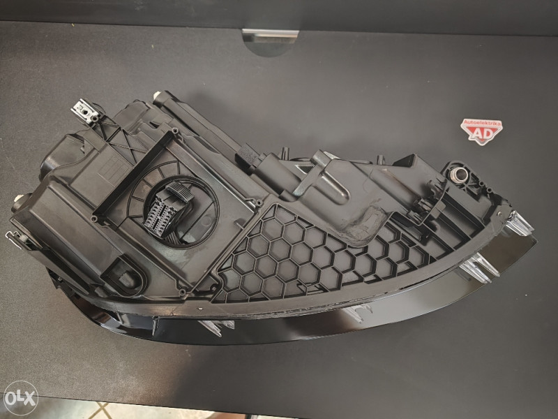 Far lijevi Golf 7.5 GTE LED 5G1941035E