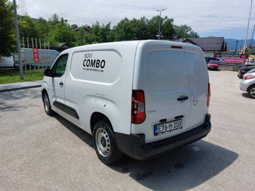 Opel Combo Cargo XL - 939kg - 1.5 100KS *DEMO VOZILO*