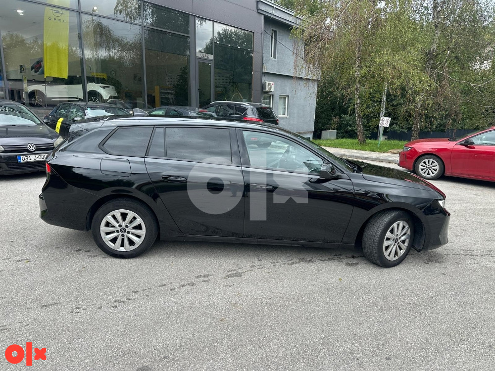 Opel Astra ST 1.5DTH Business Edition 130 KS AUTOMATIK