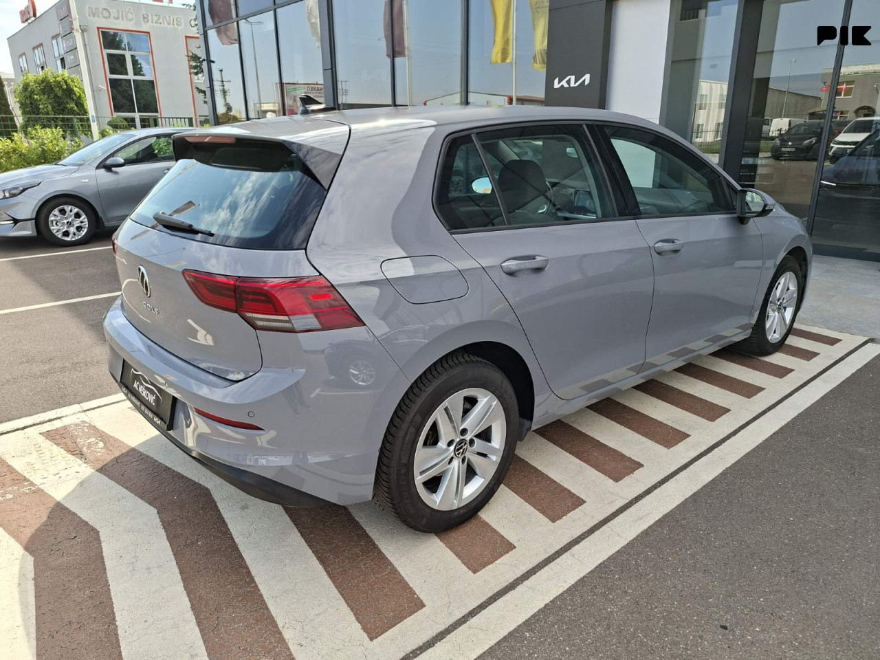 Volkswagen Golf 2021
