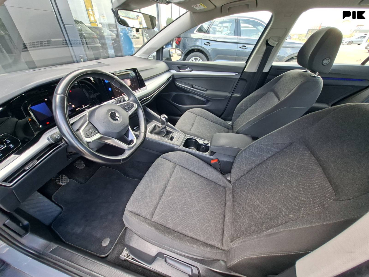Volkswagen Golf 2021