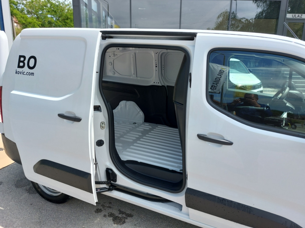 Opel Combo Cargo XL - 939kg - 1.5 100KS *DEMO VOZILO*