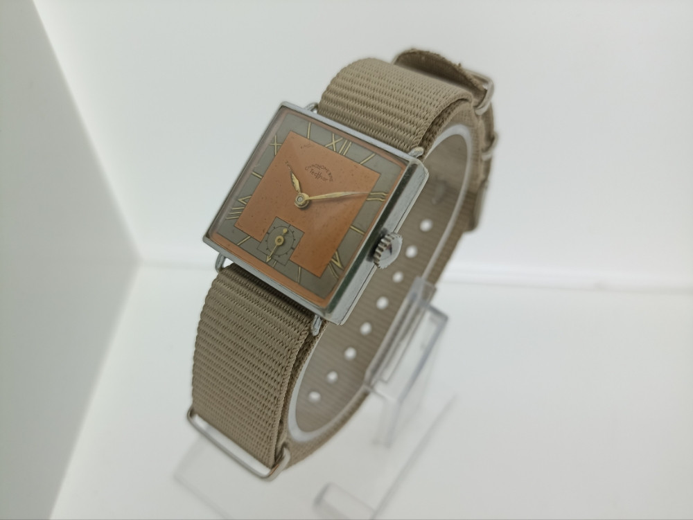 TECHNAR MILITARY VINTAGE MEHANIČKI RUČNI SAT