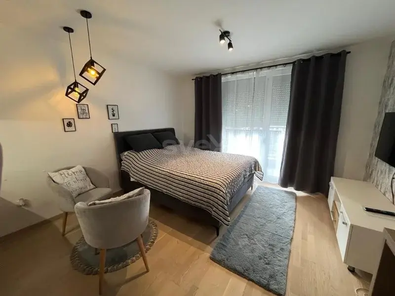 Apartment UNA