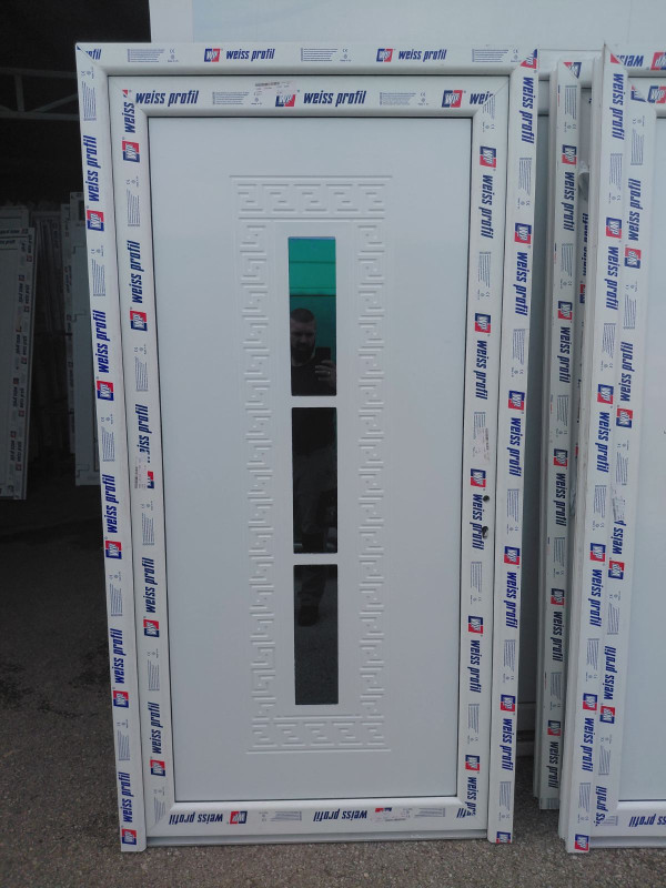 PVC ULAZNA VRATA 110X210