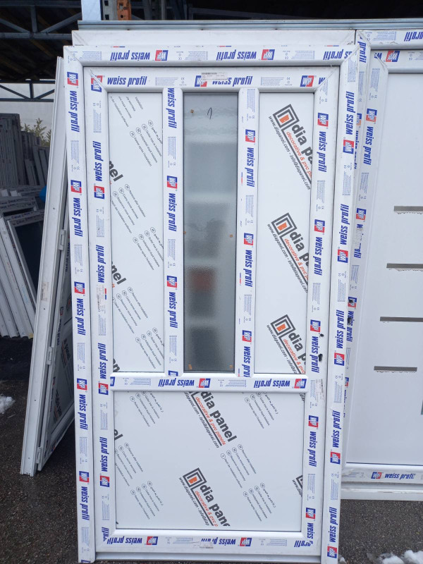 VRATA PVC ULAZNA
