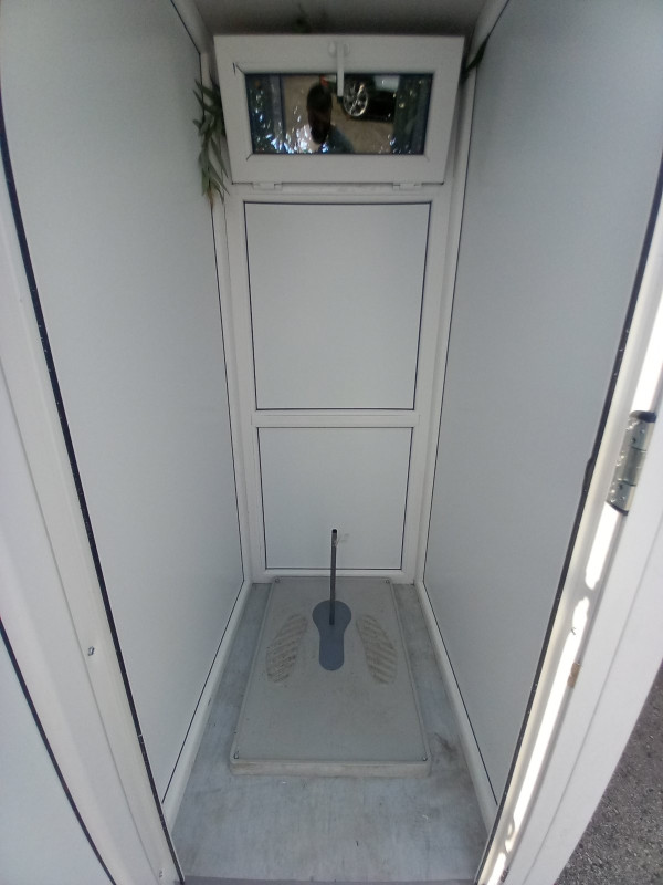 WC kabina PVC s čučavcem 115X95