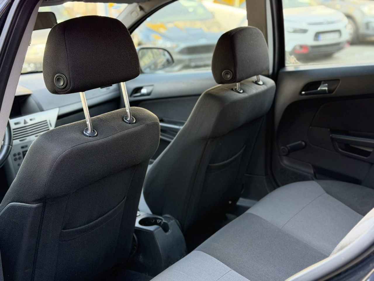 Opel Astra 2010