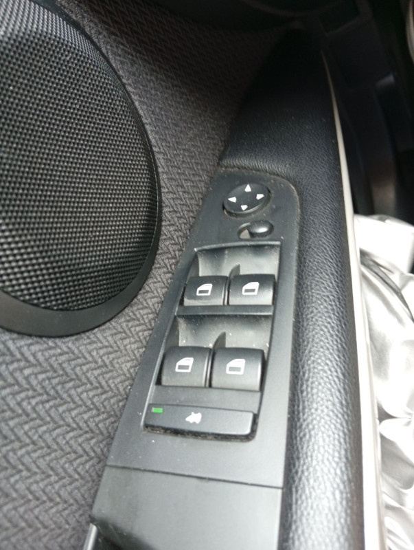 BMW 318 2011
