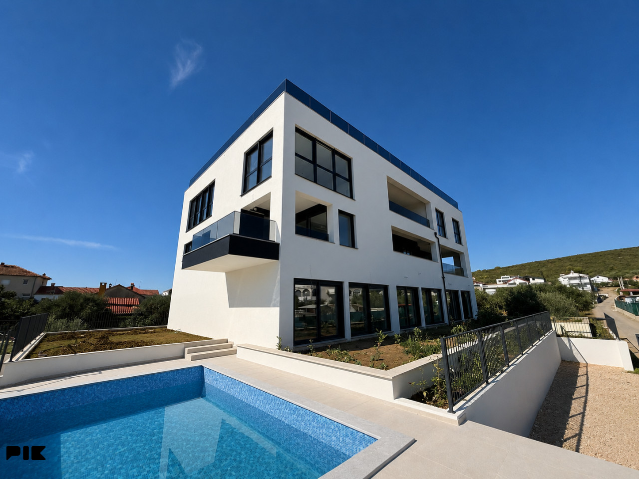 Zadar-Sukošan Hills-Privatna krovna terasa s bazenom,Netto 250 m2