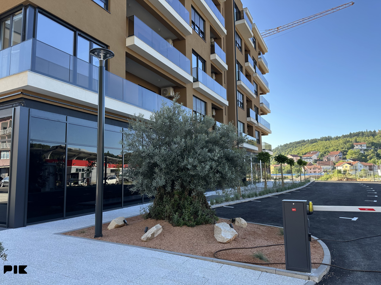 Trosoban stan 73 m2 s prostranim balkonom - Hills Residence 3