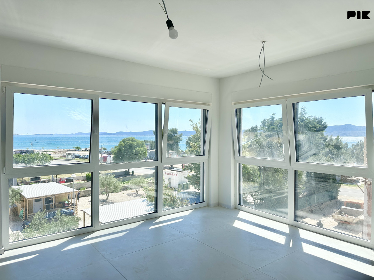 Zadar-Sukošan Hills-Privatna krovna terasa s bazenom,Netto 250 m2