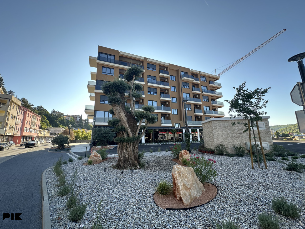 Veliki poslovni prostor 159 m2 s vrtom - Hills Residence 3