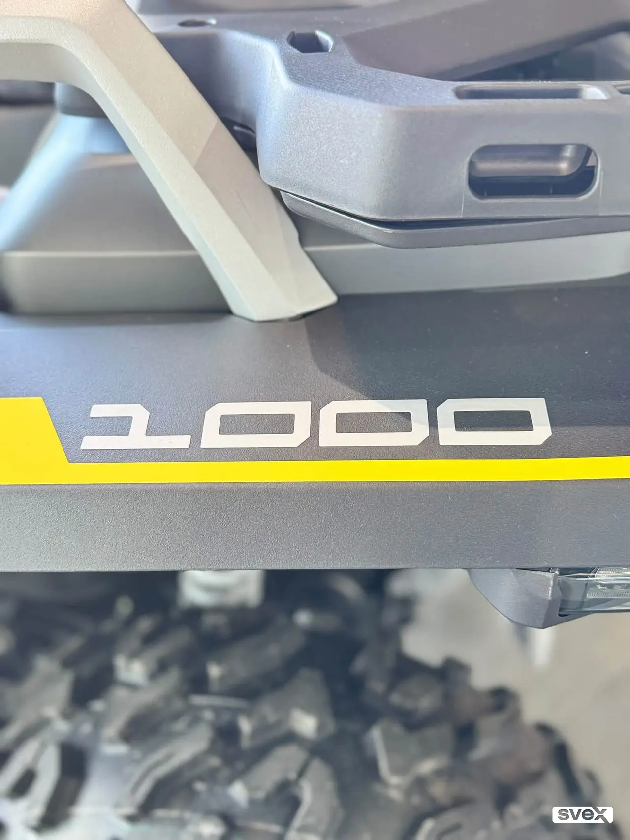 BENDA REDSTONE 1000R2 