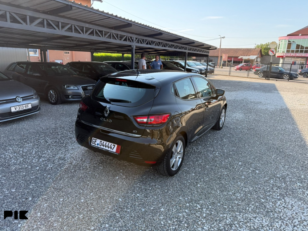 Reno  Clio  5vrata 15 dizel  2015god