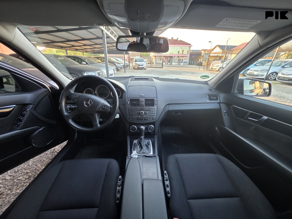 Mercedes-Benz C 220 2.2CDI 125kw 2010mod nav, senz, veliki servis