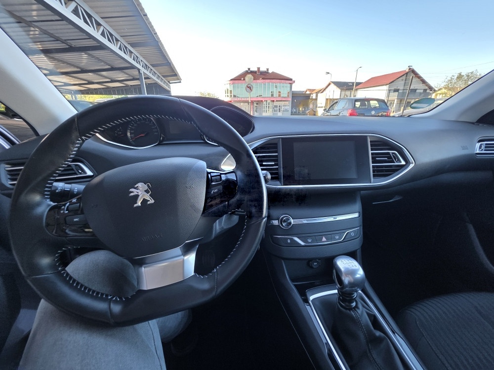 Peugeot 308 1.6hdi 88kw 2015, mod top auto