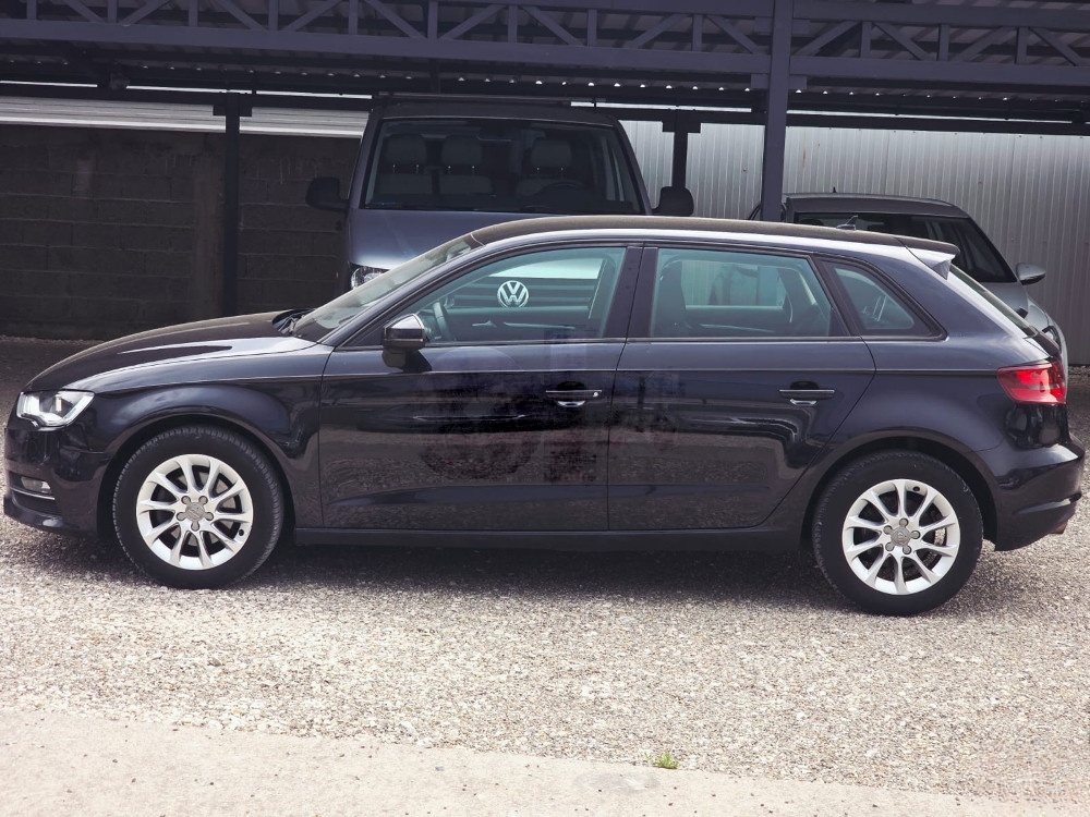 Audi A3 1.6tdi 77kw 2014 mod, senz, nav, komande