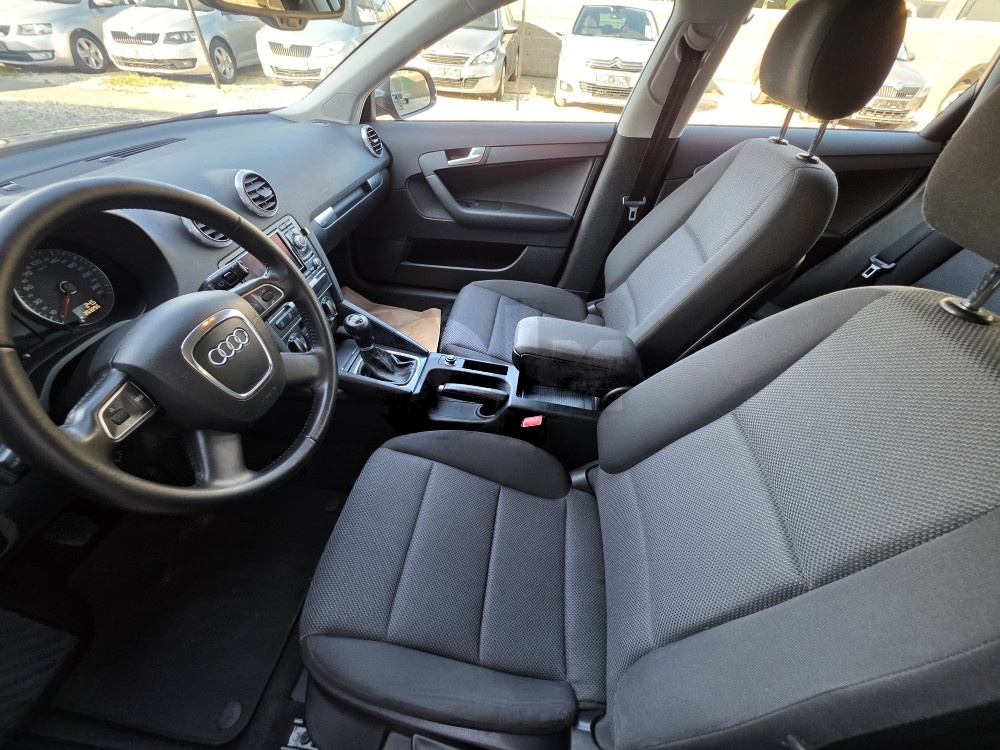 Audi A3 1.6tdi 77kw 2013, senz, nav, komande auto ko novo!