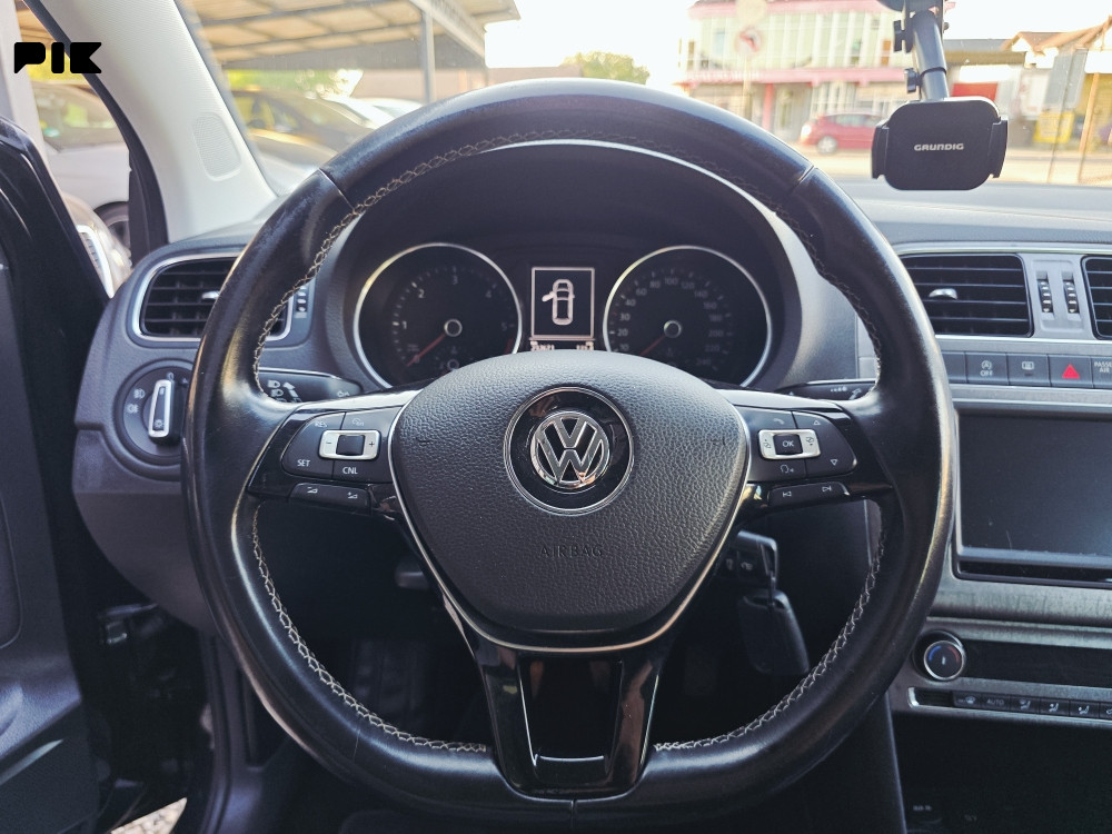 Volkswagen Polo 1.4tdi 66kw, 2016 mod, nav, senz, komande