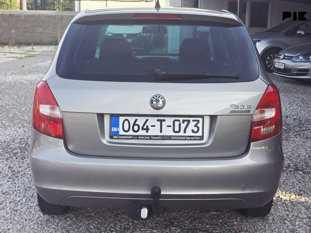 Škoda Fabia 1.2tdi 55kw, 2011 mod, komande, servisi, registrovan