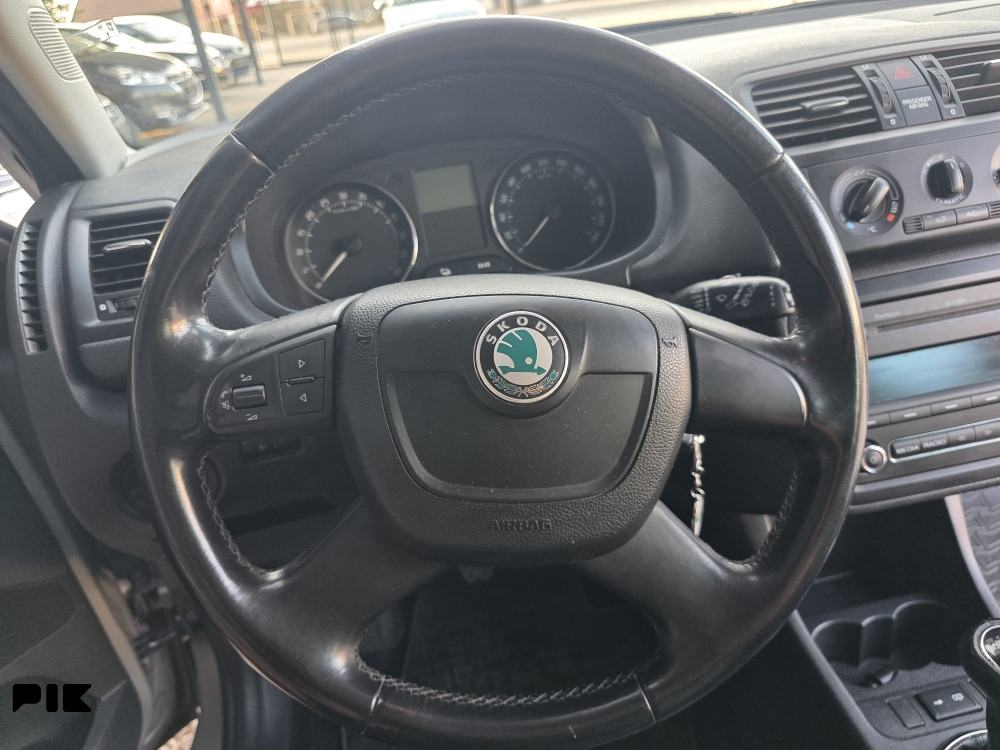 Škoda Fabia 1.2tdi 55kw, 2011 mod, komande, servisi, registrovan