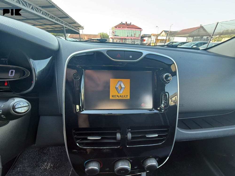 Reno  Clio  5vrata 15 dizel  2015god