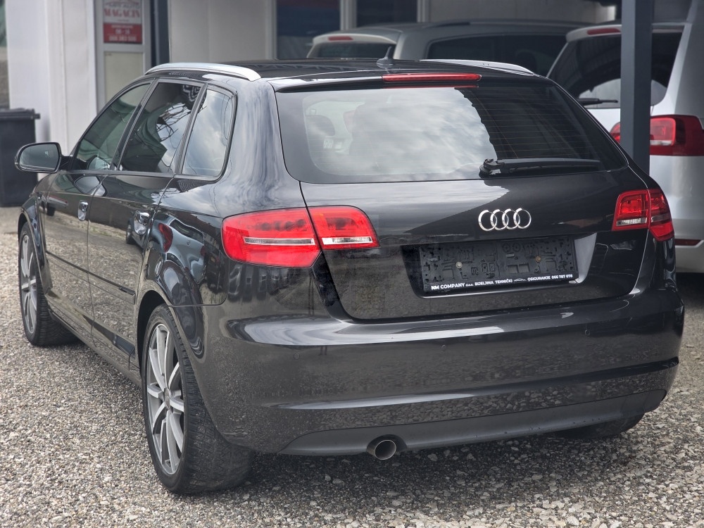 Audi A3 1.6tdi 77kw 2012, nav, led, nove gume