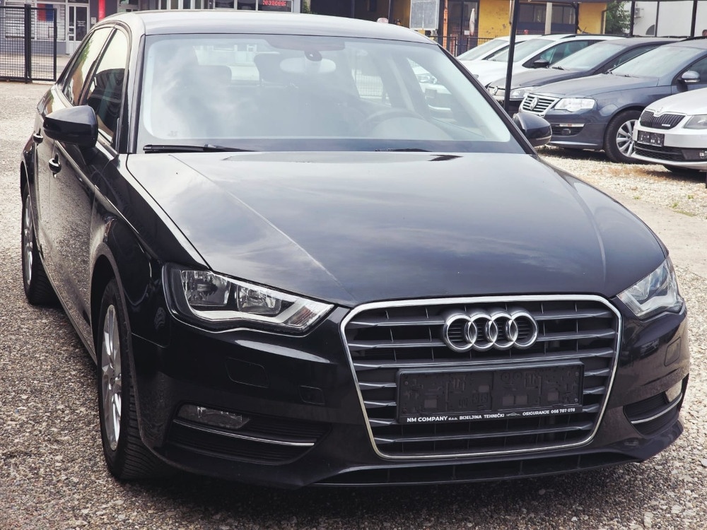 Audi A3 1.6tdi 77kw 2014 mod, senz, nav, komande