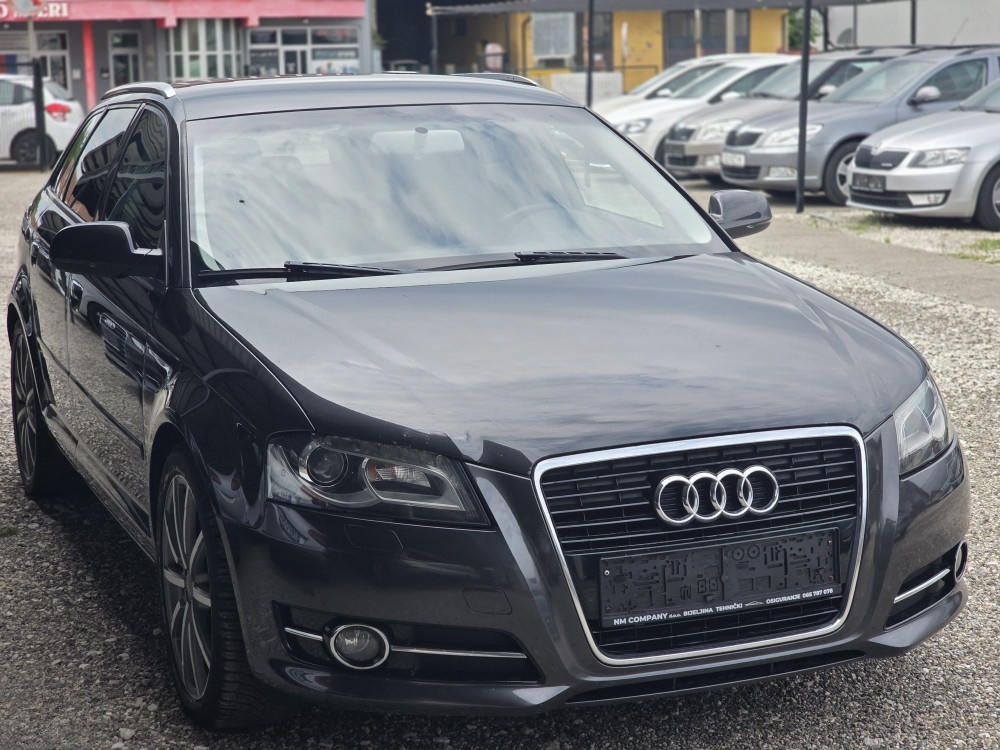 Audi A3 1.6tdi 77kw 2012, nav, led, nove gume