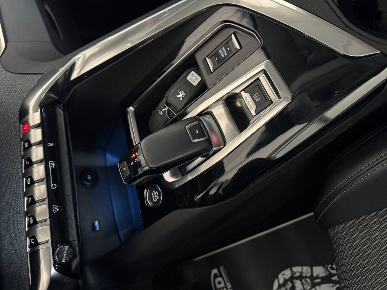 Peugeot 3008 1.5 BlueHDI ALLURE PACK
