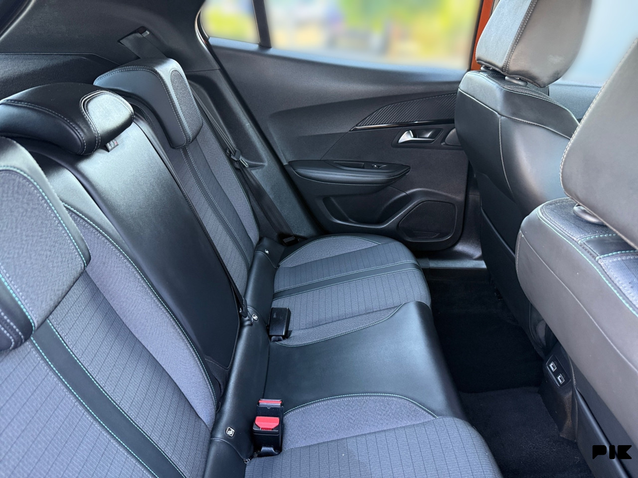 Peugeot 2008 1.5 BlueHDI ALLURE SPORT