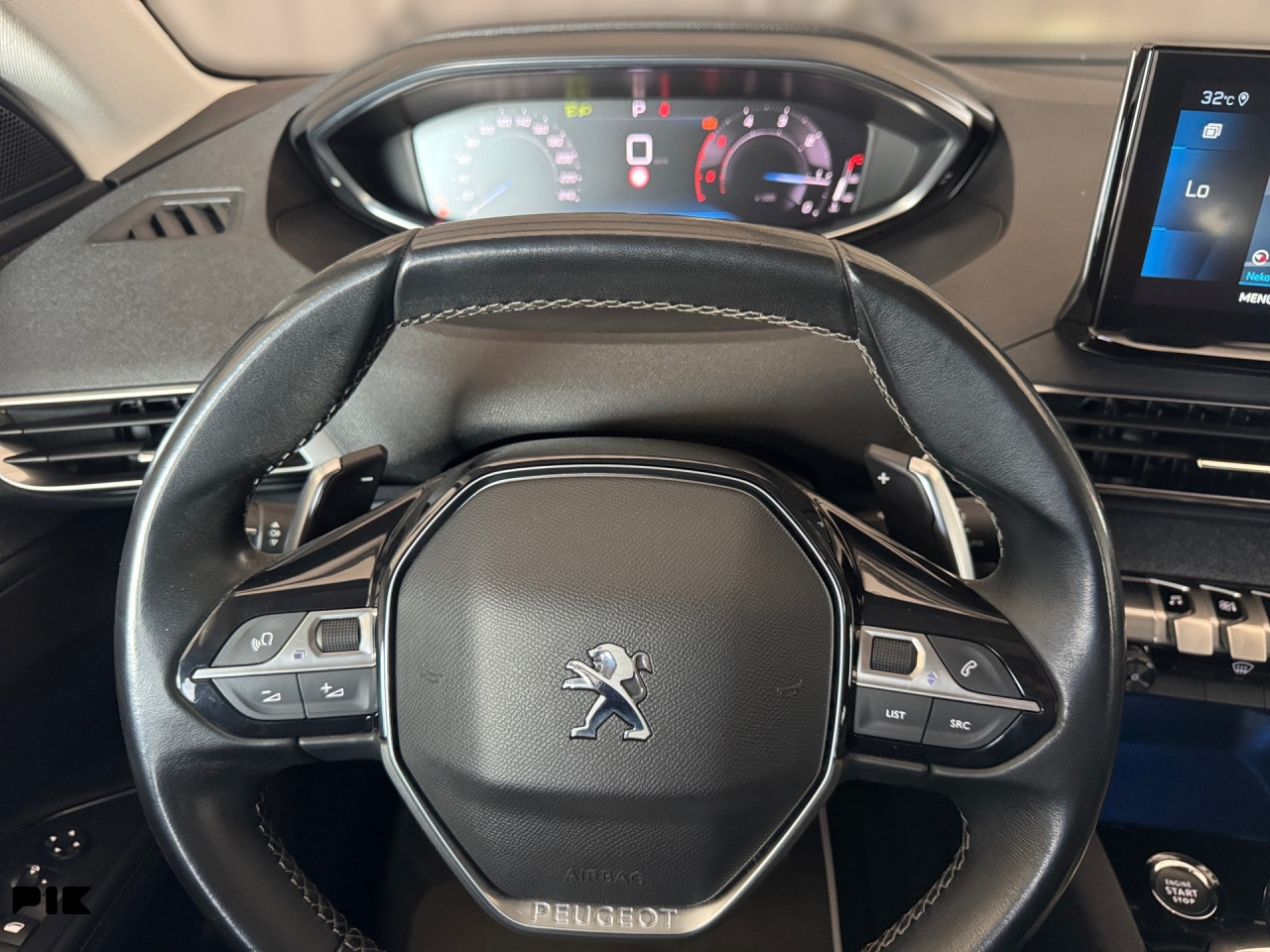Peugeot 3008 1.5 BlueHDI ALLURE PACK