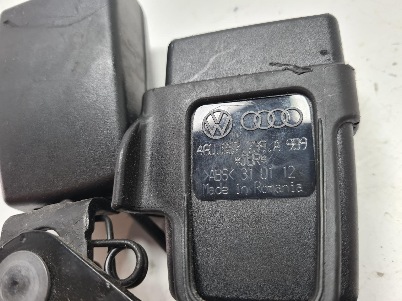 ZL UTIKAC POJASA A6 4G (10-14) 4G0857739A DIJELOVI